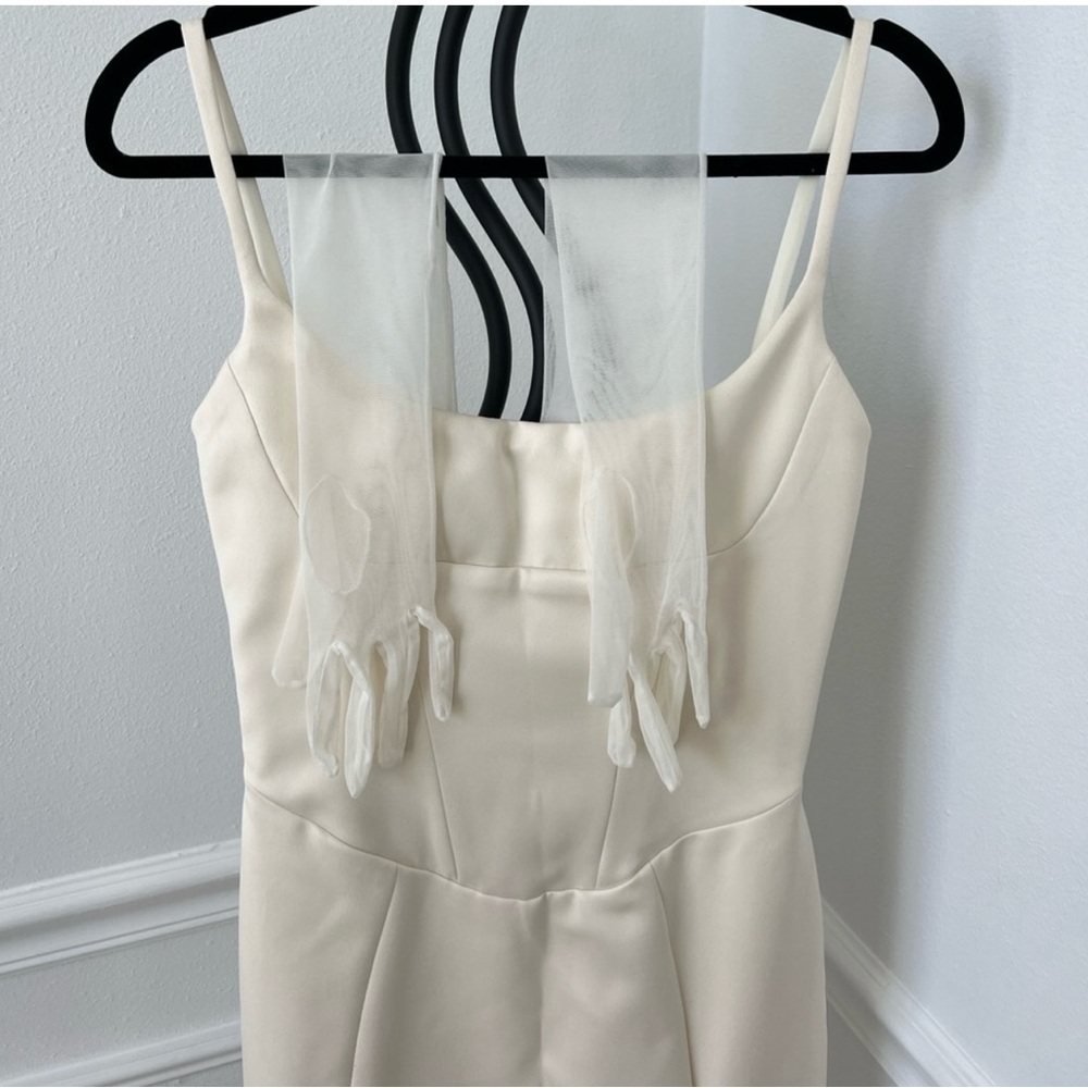 House of CB Casimira dress (SOLD OUT EVERYWHERE) SIZE SMALL - Comes with gloves! - Picture 3 of 5